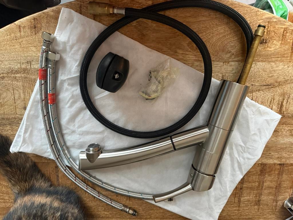 Keuken mengkraan uittrekbaar AQUAVIVE., Doe-het-zelf en Verbouw, Sanitair, Ophalen of Verzenden, Nieuw