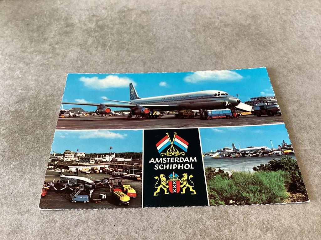 Amsterdam.       Schiphol, Verzamelen, Ansichtkaarten | Nederland, Ophalen of Verzenden, Noord-Holland