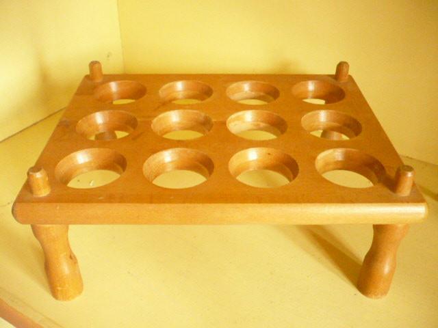 Mie18<> houten eierrekje, Antiek en Kunst, Curiosa en Brocante, Verzenden