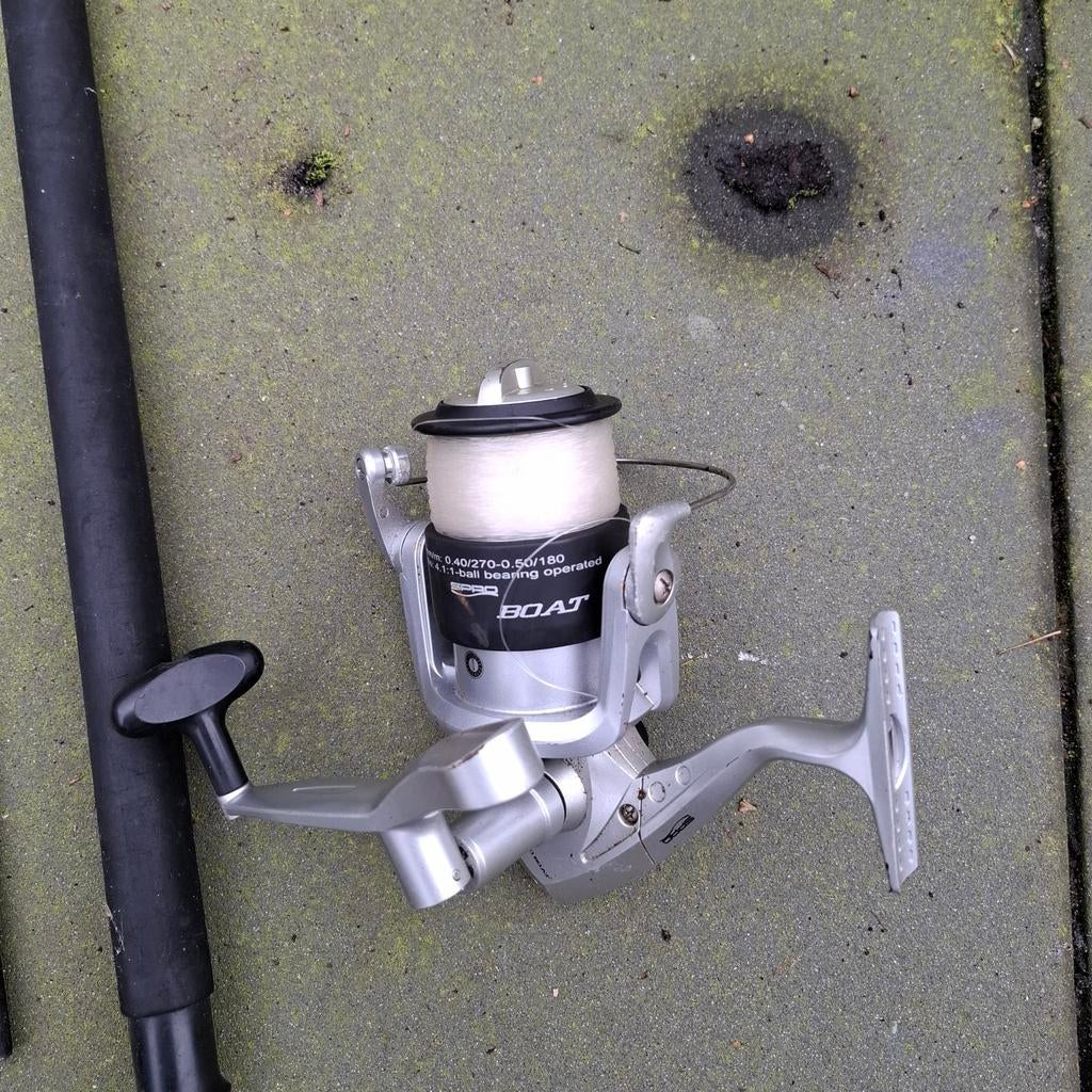 Hengelsets: 2 complete sets met molens en hengels, Ophalen, Gebruikt, Complete hengel