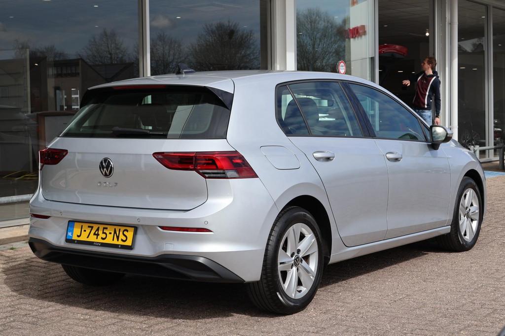 Volkswagen Golf 1.5 TSI 130pk Life | Navigatie | PDC | Adapt, Auto's, Volkswagen, 12 maanden, Stof, Euro 6, Origineel Nederlands