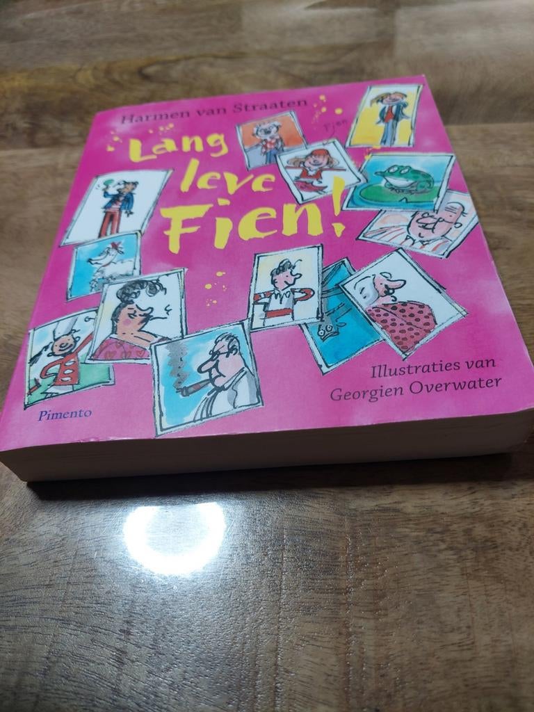 Lang leve fien, Ophalen of Verzenden, Gelezen, Fictie algemeen