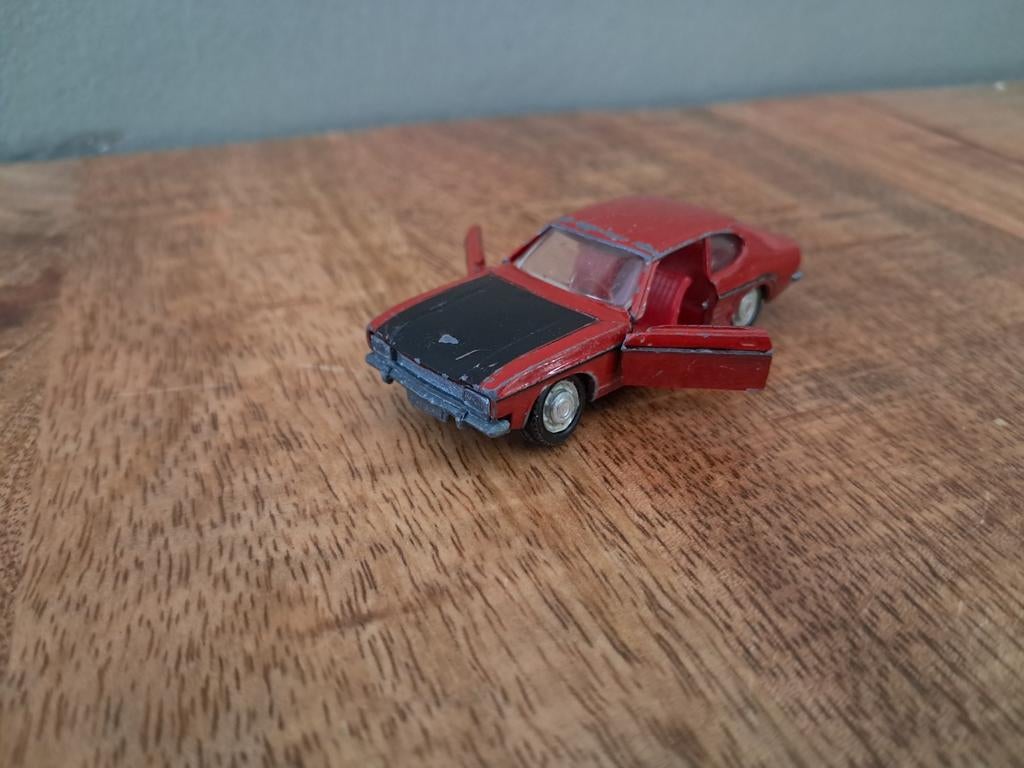 Schuco Ford Capri - Rood met zwart dak - Vintage modelauto, Hobby en Vrije tijd, Modelauto's | 1:18, Ophalen of Verzenden, Gebruikt