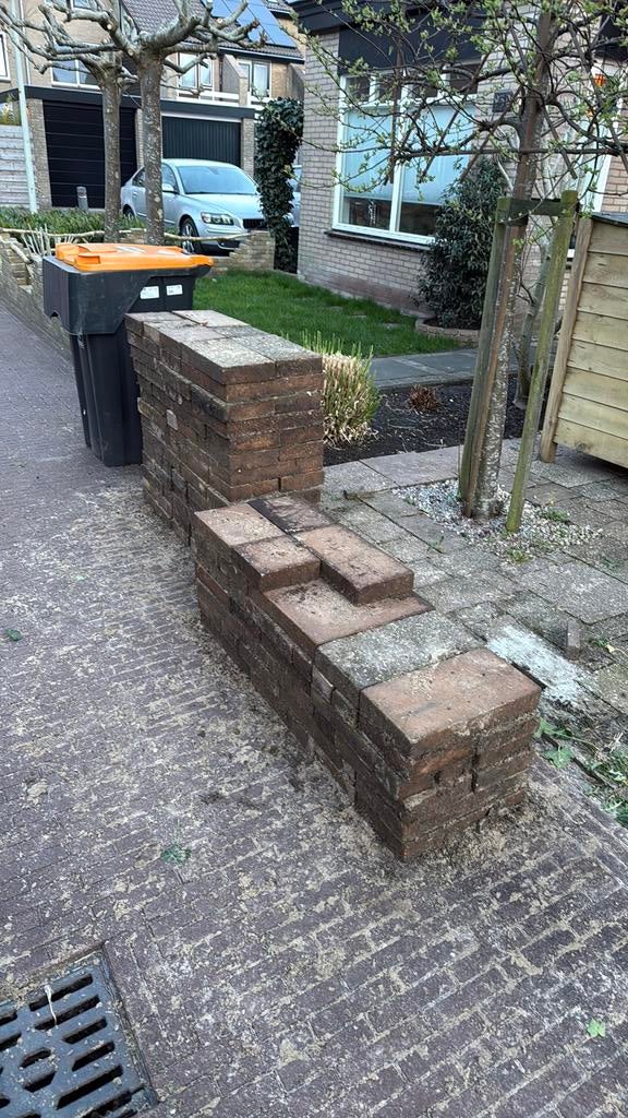 GRATIS tuin tegels diverse maten, Ophalen, Gebruikt, Beton, Terrastegels