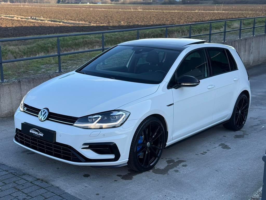 Volkswagen Golf 7.5 R 2.0 4 Motion AUT 2017 Wit, Automaat, 4 cilinders, 1984 cc, Alcantara