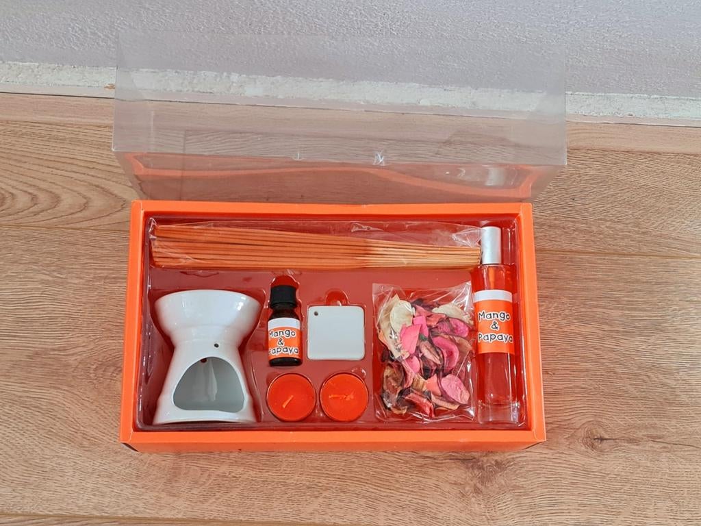 Nieuwe set geurolie, wierook, potpourri en kaarsjes, Overige materialen, Overige kleuren, Nieuw, Ophalen of Verzenden