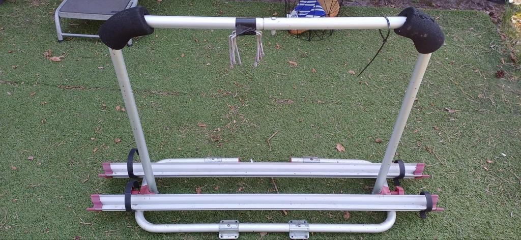 Fietsdrager voor dissel. Enschede CARRY BIKE Twee fietsen, Auto diversen, Ophalen, Trekhaakdrager