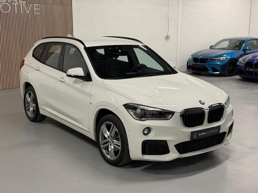 BMW X1 SDrive18i High Executive - M PAKKET - AUTOMAAT - NAVI, Gebruikt, Alcantara, Wit, Bedrijf