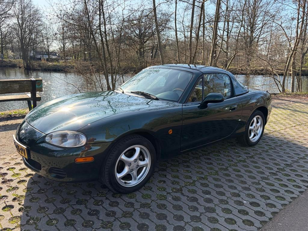 Mazda MX5 nb (1.6 I 2001 Groen), Achterwielaandrijving, 40 €/maand, Beige, 4 cilinders