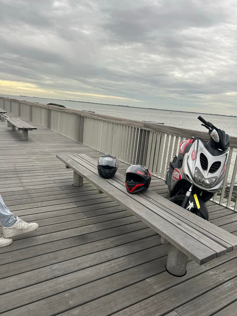 Yamaha Aerox ( gereviseerd), Fietsen en Brommers, Tweetakt, Gebruikt, Aerox, Maximaal 45 km/u