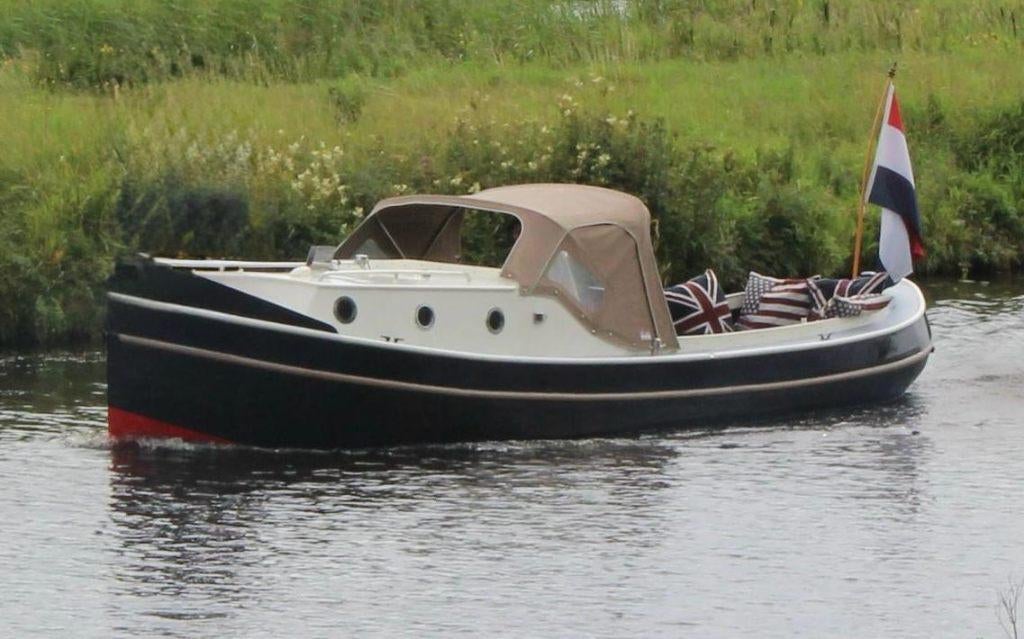 Unieke ruime geklonken steilsteven sloep, Ophalen, Gebruikt, Staal, Binnenboordmotor