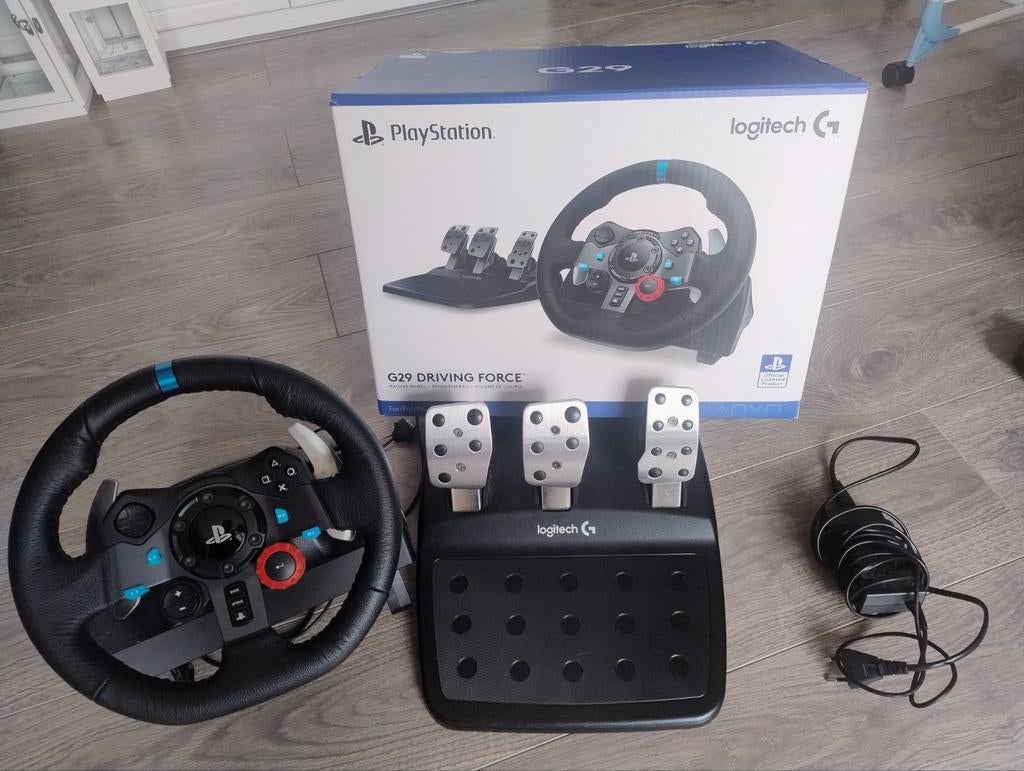 Logitech G29 Driving Force Stuur, Pedalen & Versnellingspook, Ophalen of Verzenden, Zo goed als nieuw, Stuur of Pedalen, PlayStation 4