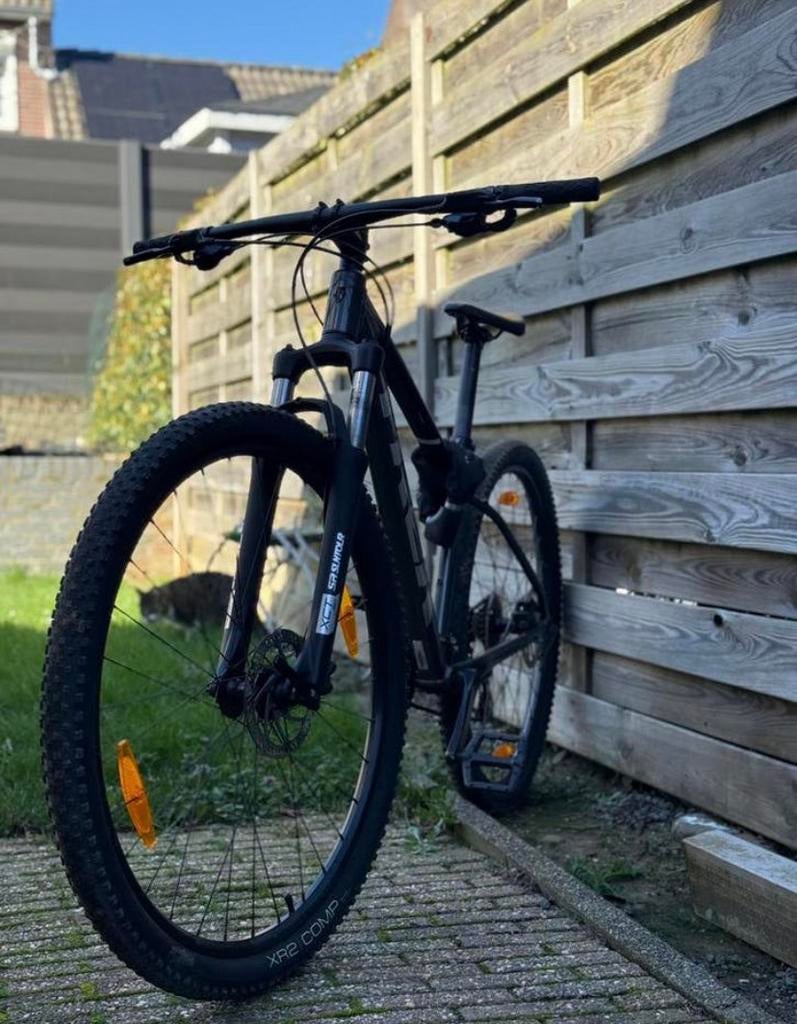 Trek Marlin 5 Mountainbike, Fietsen en Brommers, Fietsen | Mountainbikes en ATB, Ophalen, Zo goed als nieuw, Trek
