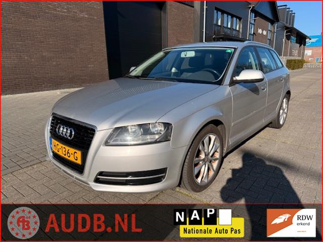 Audi A3 Sportback 1.6 TDI Attraction | 5 DEURS| 17 INCH|CLIM, Voorwielaandrijving, Euro 5, Gebruikt, 4 cilinders
