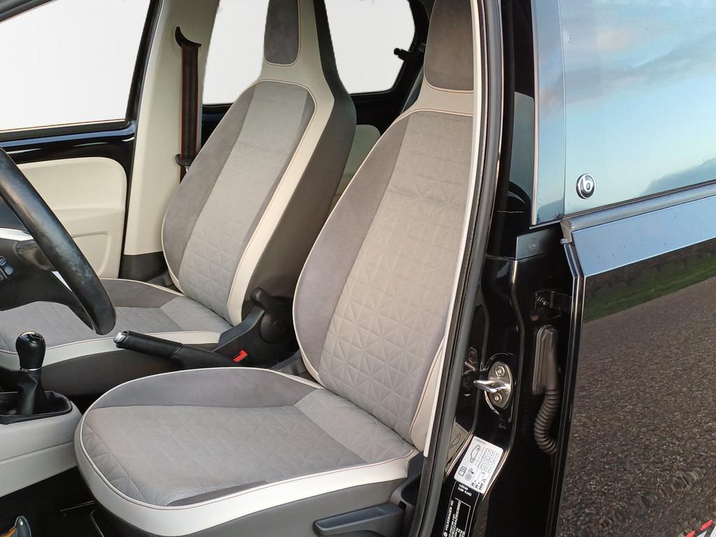 Volkswagen up! 1.0 BMT up! Beats /Cruise/Camera/Parkh/15"/10, Voorwielaandrijving, Stof, Gebruikt, Zwart