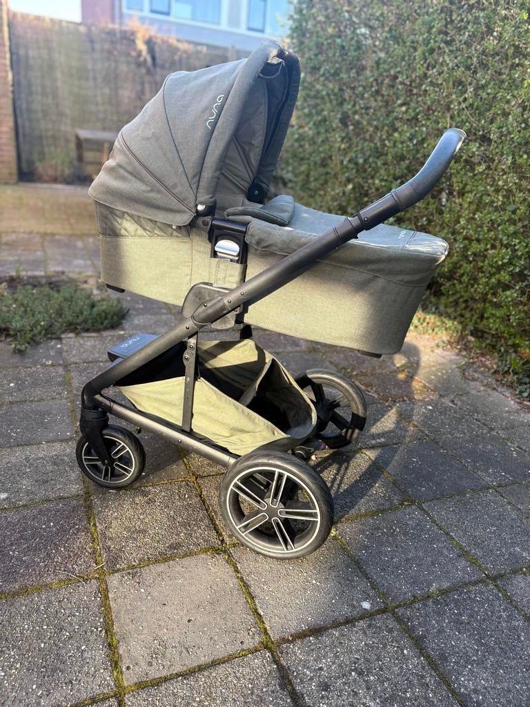 NUNA kinderwagen 3-in-1 met autostoel en draaibase, Gebruikt, Combiwagen, Met autostoeltje, Ophalen