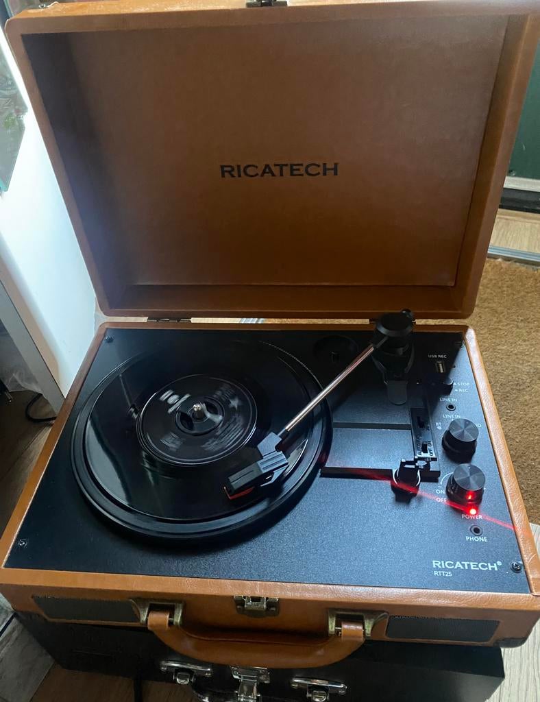 Ricatech bruin platenspeler met bluethooth en usb, Ophalen of Verzenden, Zo goed als nieuw, Overige merken