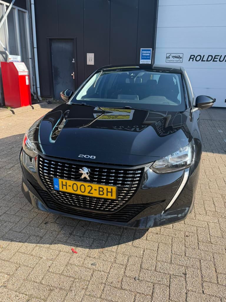 Peugeot 208 1.2 Puretech 75pk 2020 Zwart, Auto's, Peugeot, Voorwielaandrijving, 1199 cc, Zwart, Origineel Nederlands
