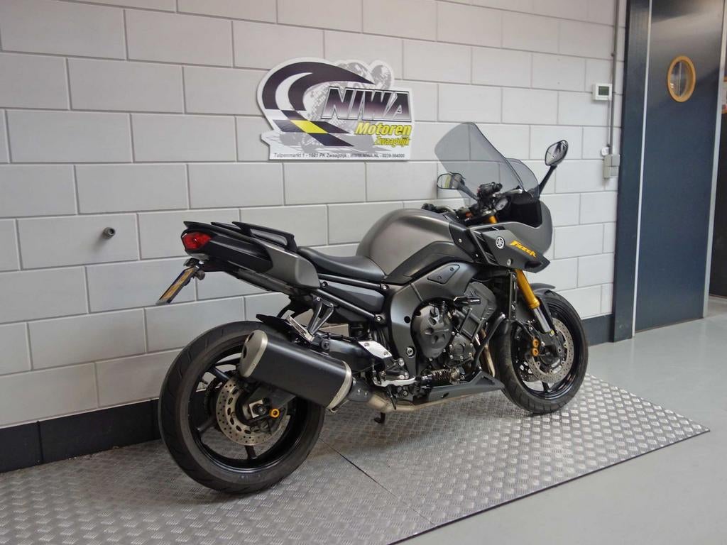 YAMAHA FZ 8 ABS - foto 3