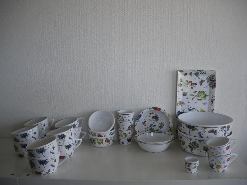 Mepal Fruit & Flowers servies van Janneke Brinkman, Ophalen of Verzenden, Zo goed als nieuw