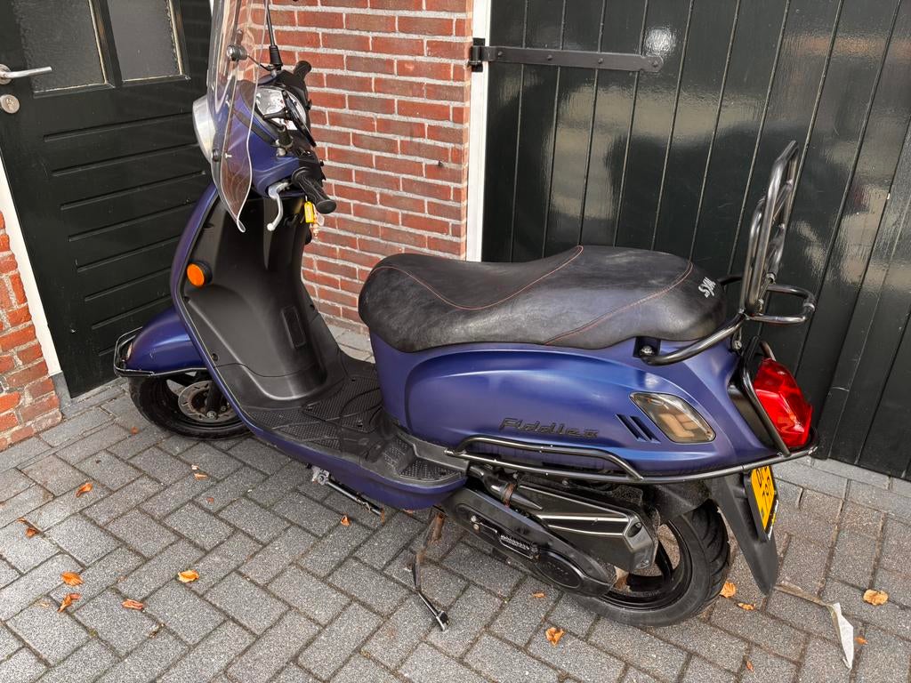 Goed onderhouden Sym Fiddle 2 scooter, Ophalen, Zo goed als nieuw, Benzine, Fiddle