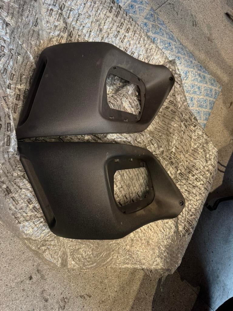 Gilera runner radiateur kappen zwart!, Fietsen en Brommers, Brommeronderdelen | Scooters, Ophalen of Verzenden