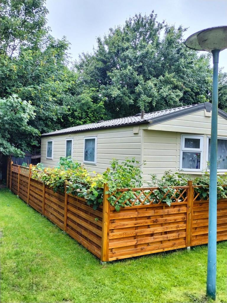 Nordwind Stacaravan met wintervaste voortent., Tot en met 4