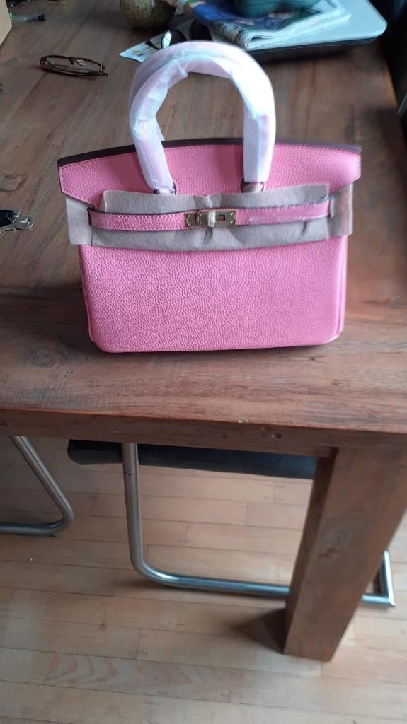 Hermes schoudertas  2 stuks  pink en bruin maat 25, Overige merken, Bruin, Nieuw, Ophalen of Verzenden