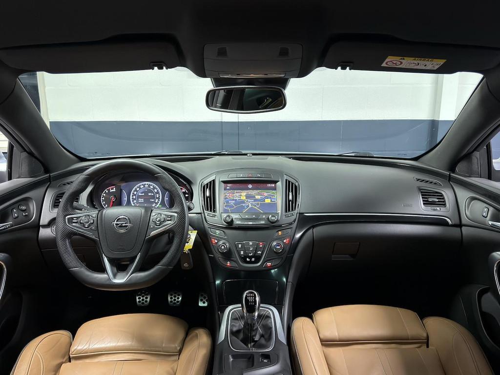 Opel Insignia 1.6 Turbo 170PK OPC Line |1e eig|Leder|Facelif, Voorwielaandrijving, Leder, Handgeschakeld, Insignia