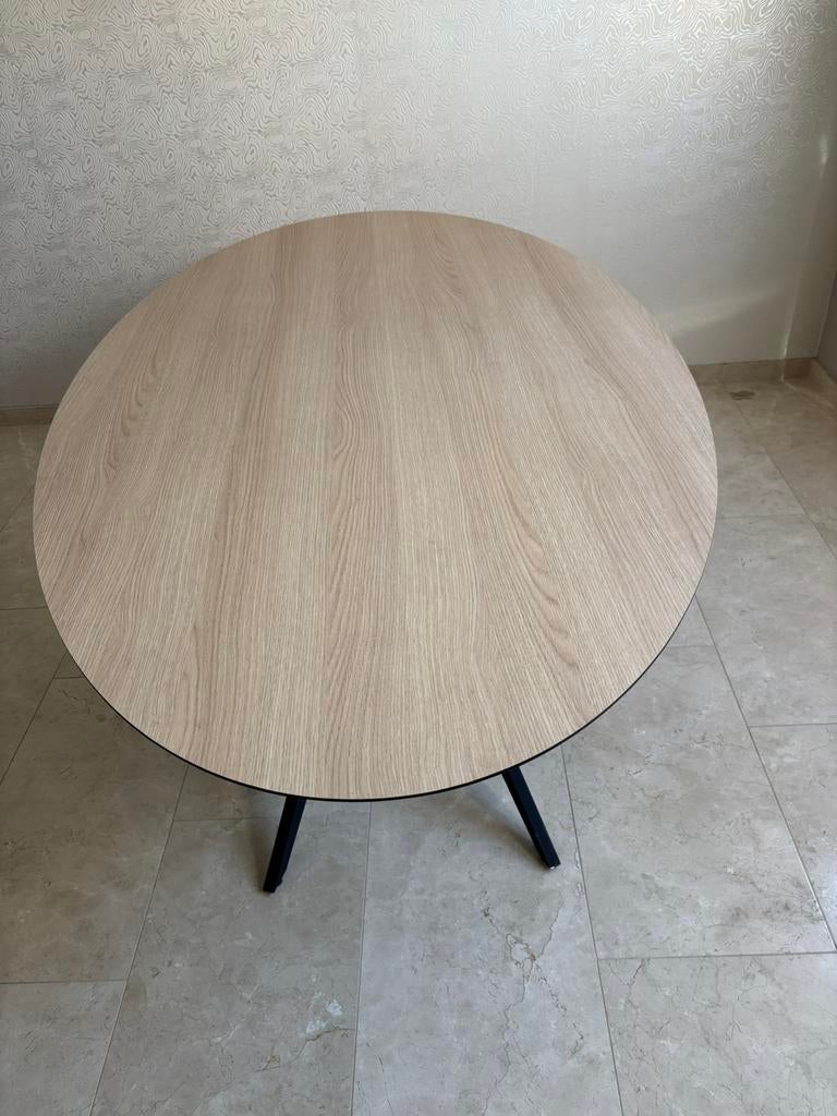 Prachtige ovale “Baenks” eettafel hpl blad licht eiken 210cm, Huis en Inrichting, Tafels | Eettafels, Ophalen, 100 tot 150 cm