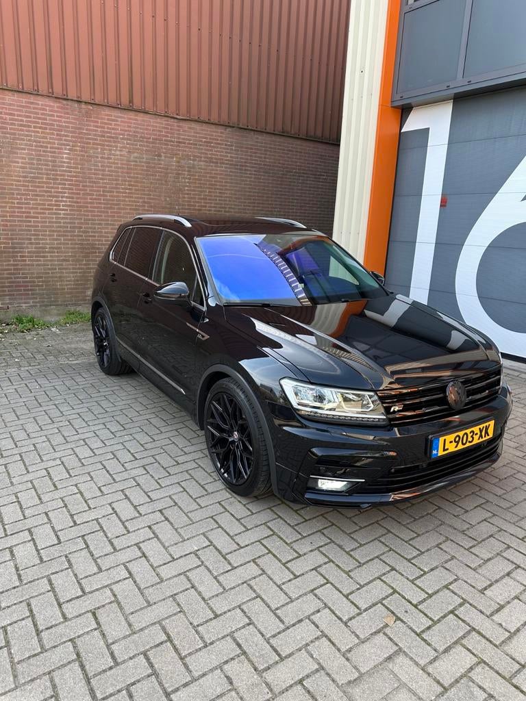 Volkswagen Tiguan 2.0TSI 163KW/221PK 4M A7 2018 Zwart R-line, Euro 6, 4 cilinders, 1984 cc, USB