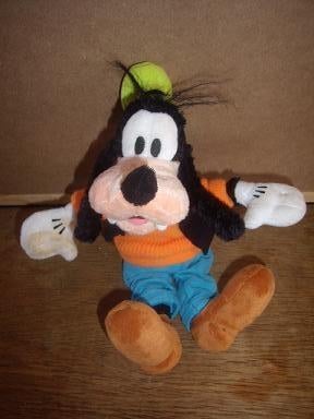 Disney Goofy pluche 25cm Disneyland gebreide trui, Verzamelen, Ophalen of Verzenden, Goofy of Pluto, Zo goed als nieuw, Beeldje of Figuurtje
