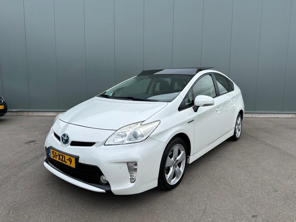Toyota Prius 1.8 Business SOLAR | PANORAMADAK | HUD !, Automaat, Euro 5, 1340 kg, 4 cilinders