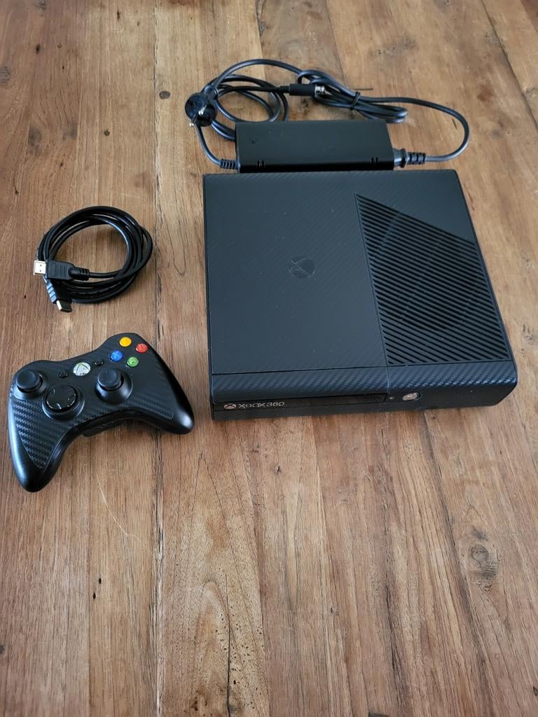 Xbox 360 E, Spelcomputers en Games, Spelcomputers | Xbox 360, Ophalen, 360 E, Met 1 controller, Gebruikt