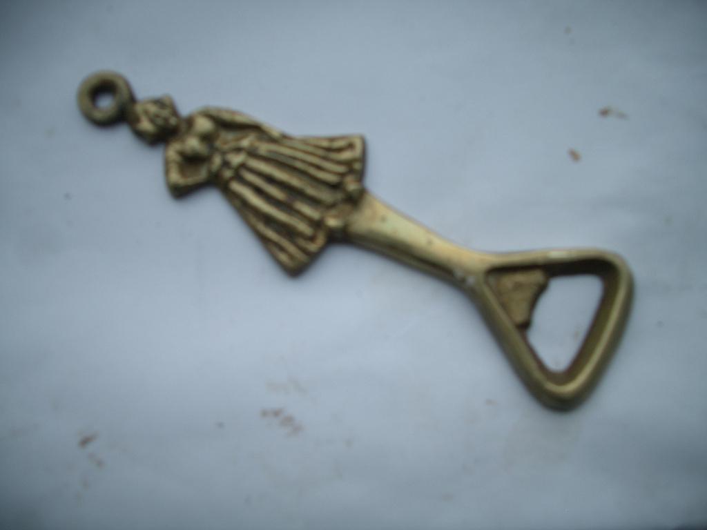 brons flesopener boerin verzamelen antiek decoratie sfeer, Ophalen of Verzenden, Brons