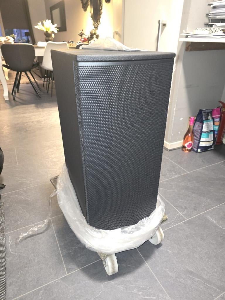 Bose subwoofer 500 watt 132 dB, Ophalen