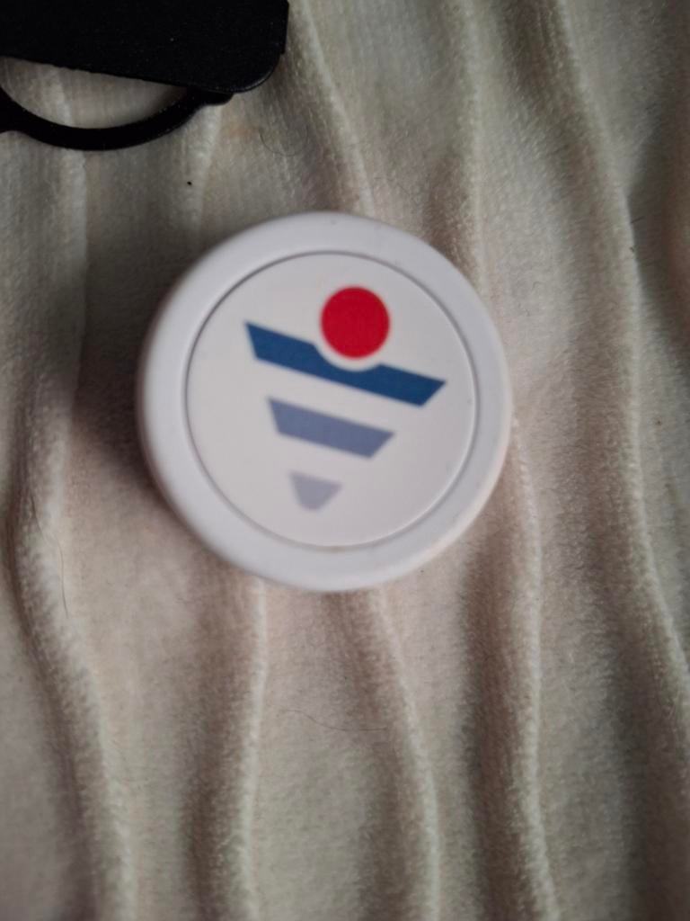 Senioren Flic 2 Smart Button - Presafe alarmknop, Ophalen of Verzenden, Zo goed als nieuw