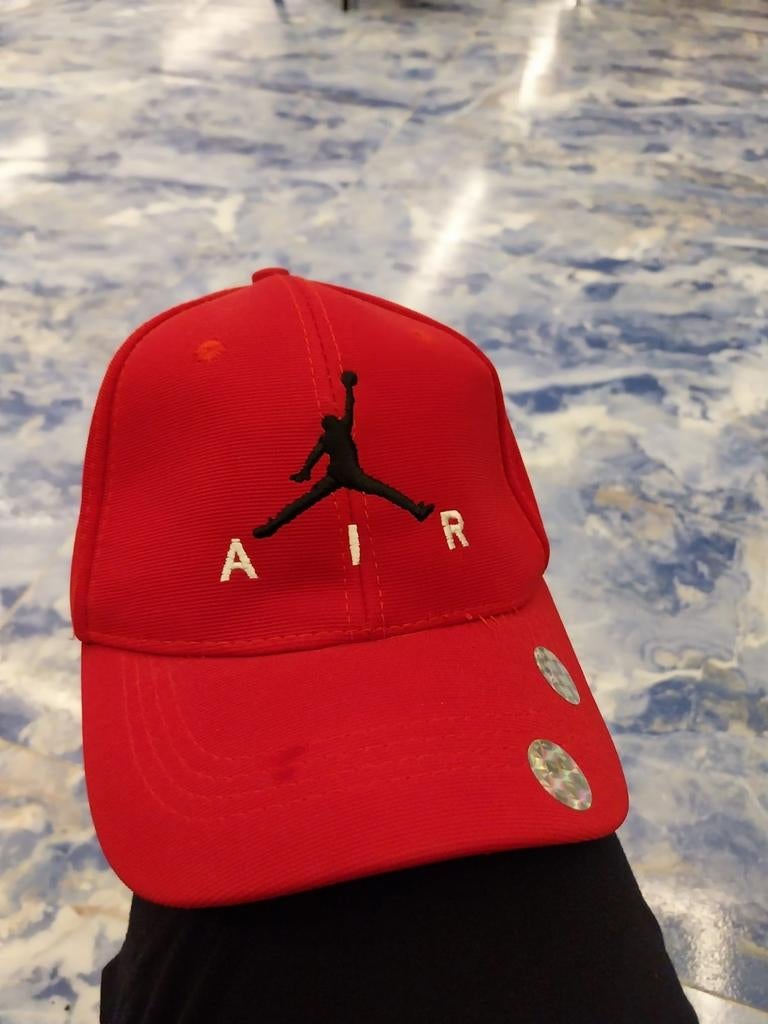 Nieuw Air Jordan pet, Ophalen of Verzenden, Zo goed als nieuw