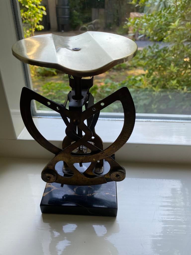 Antieke Brievenweger ca. 1920 .  Koper met Onyx voet, Antiek en Kunst, Antiek | Kantoor en Zakelijk, Ophalen of Verzenden