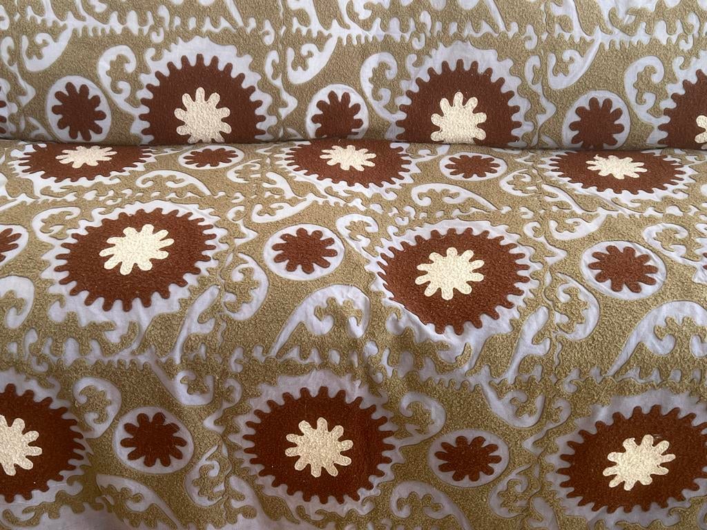 Groot Afghaans sprei/deken met reliëf borduursel, Gebruikt, Overige kleuren, Tweepersoons, Ophalen of Verzenden