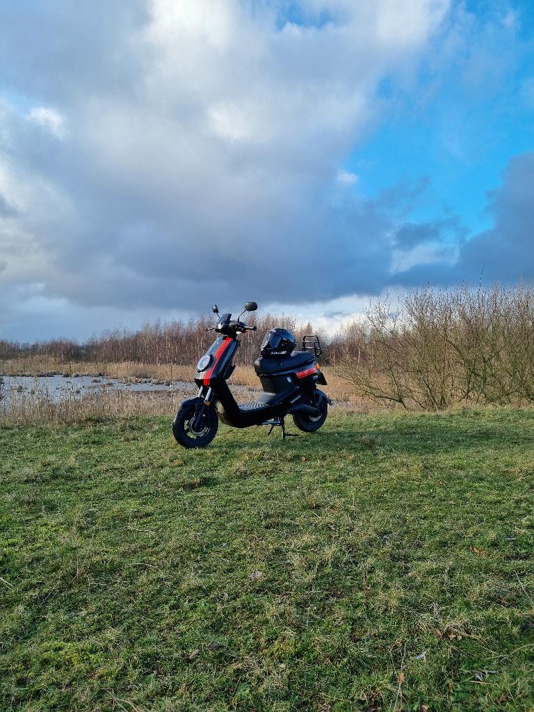 NIU MQI SPORT 45KM/H, Maximaal 45 km/u, Elektrisch, Ophalen of Verzenden, Gebruikt