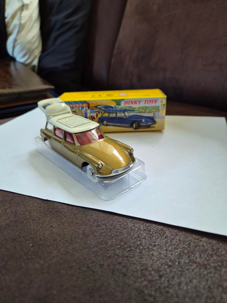 Puntgave dinky toy atlas citroen, Ophalen of Verzenden, Auto, Dinky Toys
