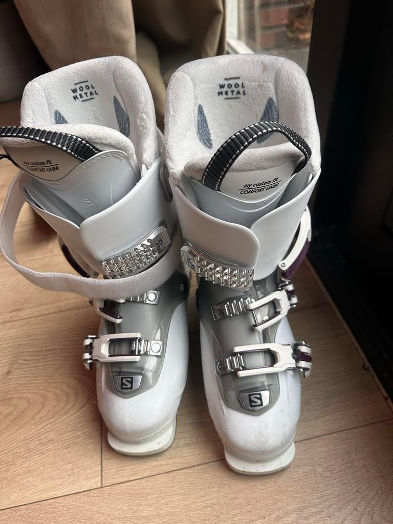 Salomon skischoenen maat 25 (39/40), Sport en Fitness, Skiën en Langlaufen, Ophalen, 160 tot 180 cm, Gebruikt, Schoenen