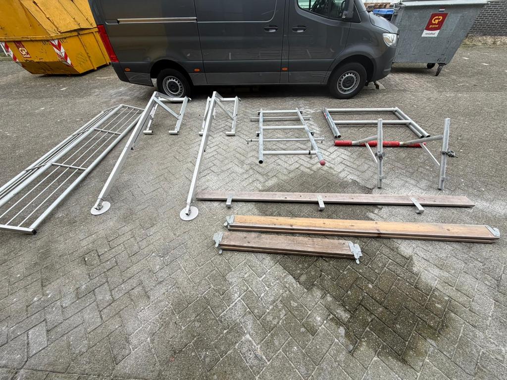 RSS Dakrand beveiliging 3 meter en uitwijk console, Doe-het-zelf en Verbouw, Steigers, Ophalen, Zo goed als nieuw, Overige typen