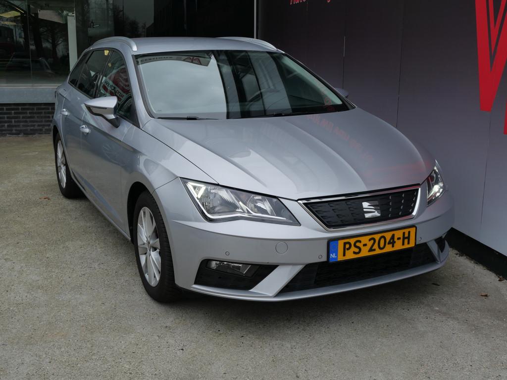 SEAT Leon ST 1.0 EcoTSI STYLE INTENSE | NAVIGATIE | CARPLAY, Voorwielaandrijving, Stof, Gebruikt, Leon