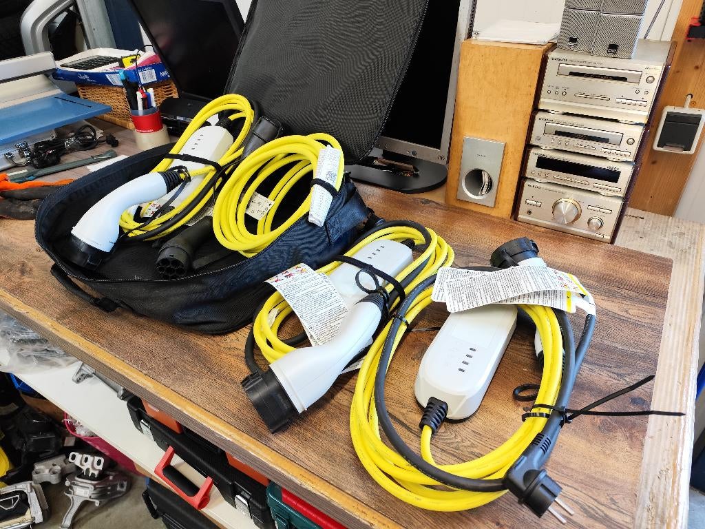 Originele Volkswagen Mobiele thuislader opladen  stopcontac, Ophalen of Verzenden, Nieuw, BMW