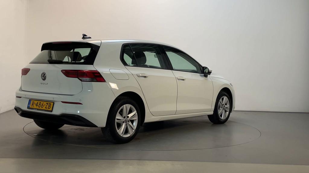 Volkswagen Golf 1.0 TSI Life Business Alcantara Virtual Cock, Voorwielaandrijving, Gebruikt, Met garantie (alle), Wit