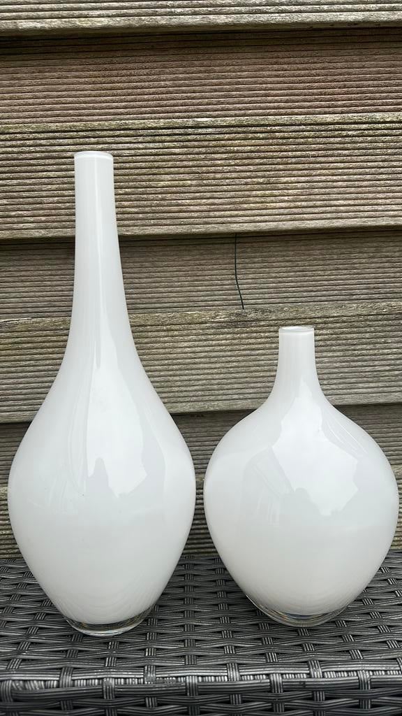 2x glazen witte vaasjes, Ophalen, Gebruikt, Overige kleuren, Glas