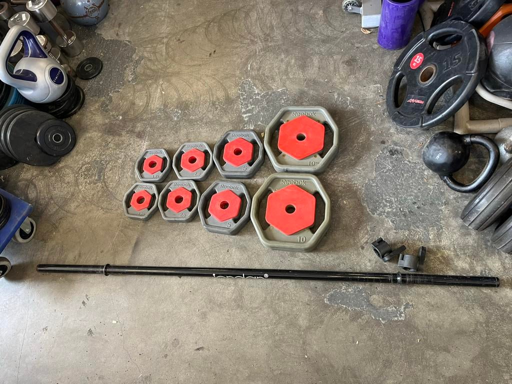 Bodypump halter set reebok 40 kg, Sport en Fitness, Fitnessmaterialen, Gebruikt, Reebok, Halter set, Halterset