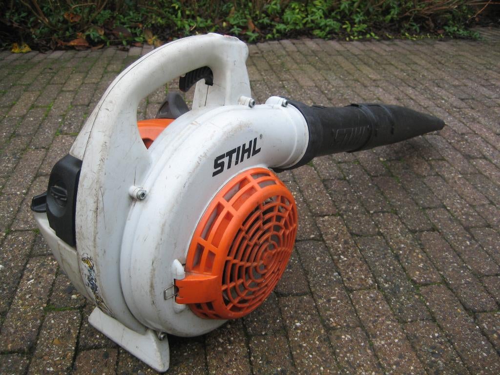 Stihl BG56 Bladblazer Handgedragen Benzine, Ophalen, Gebruikt, Handgedragen, Stihl